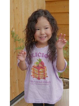 くせ毛風くりくりパーマ　キッズカット