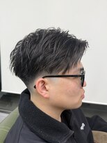 ヘアーアンドビューティーザ エフ(Hair Beauty the F) ~ テーパーフェード ショートスタイル ~