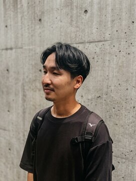 エープラス(A+) 【大人の色気】センターパート×スマートツーブロック