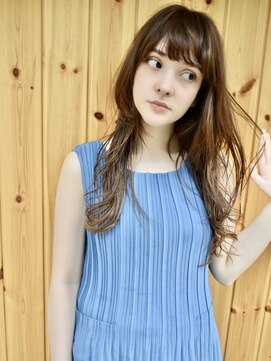 ブゾン(buZon) 重めバングのエアリーカール