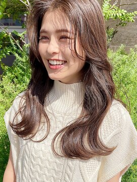 ブランチ(branch) 【branch鬼塚】　大人可愛いセンターパートのナチュラルベージュ