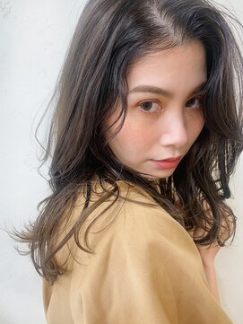 アクター(actor) 【透明感ベージュ系カラー×重めレイヤー】木村留維