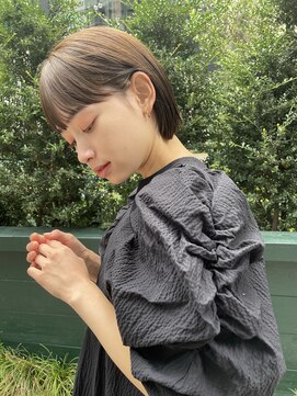 ビュートリアム265(BEAUTRIUM 265) 小顔カット◎ミニボブ×ベージュカラー