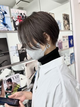 ルートエイチ 市川(Root H) 外カラーハネボブセクションカラーペールベージュグラデーション