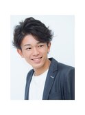 サイドパート+刈り上げ+外ハネショート