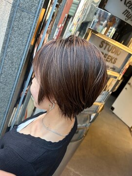 エルピス 中央林間店(elpis) 白髪を活かした白髪ぼかしハイライト