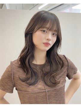 ローレン(Lolen.) 韓国風レイヤーカット sayuri