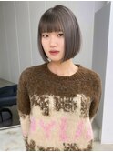 【yukino】ハイトーングレージュ×タッセルボブ