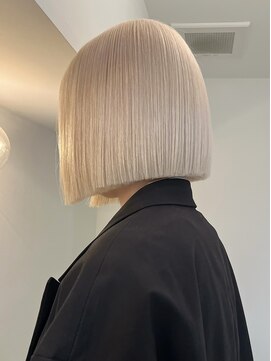 プネル 渋谷(PUNEL) ホワイトブロンド/ブロンド/ボブ/ケアブリーチ