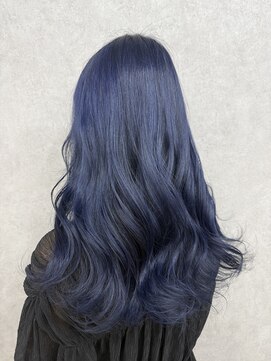 アン ブリーチ 大宮駅東口店(UN BLEACH) ブリーチ１回ネイビーブルーカラー♪♪