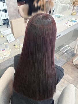 ラビス 浦和(Lovis) ハッシュカット/顔周りカット/ダークブラウン/シャギーカット