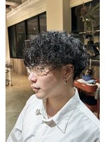 ビハインドザカーテン(BEHIND THE CURTAIN)&nbsp;【マッシュ好きの方にオススメ】波巻きパーマ