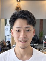 ミスターマウントロックバーバーショップ(MR.MT.ROCK BARBER SHOP) ラルフカール フェードカット メンズパーマ