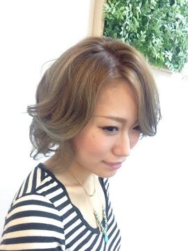 グロウ(Grow) スモーキーアッシュ×ミディアムグラデーション