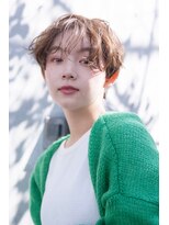 メーヴェ(Mowen) mowen南堀江xくびれショートxウェットヘアx透け感ブロンドカラー
