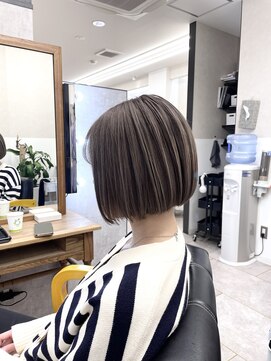 ロイオブジゼル(roi of GiseL) 中明度ハイライト【博多天神】@halu_the_world