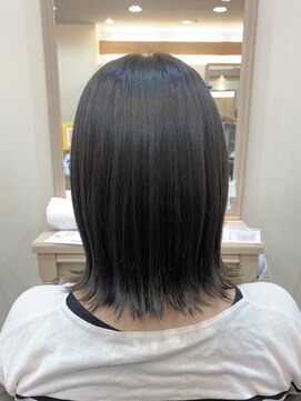 アルターリール(aL ter Rire) 黒髪/グレーベージュ/レイヤーロング/前髪パーマ /福原遼華