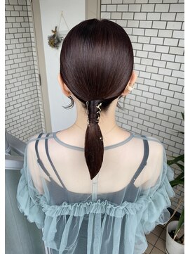 フェリーチェ(Felice) ポニー　ポニーテール　タイトポニー　参列ヘア