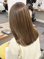 オウル(Owll) *ブリーチなし艶感シアーベージュアプリエカラー*