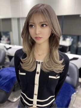 ヴィズバイエリーツ(vizz by elyts) ミルクティー/ケアブリーチ/ハイトーン/レイヤー/北谷/韓国/沖縄