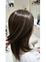 アッシュ 二俣川南口店(Ash)&nbsp;脱白髪染めハイライト/サイド~顔周り/グレージュ