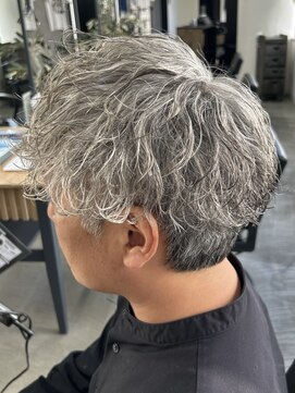 フイ 新宿3丁目(Hui) スパイキーショート/ニュアンスパーマ/韓国マッシュ/men's