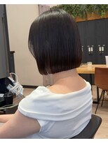 ビューシンサイバシ(VIEW SHINSAIBASHI) 重くならない丸みボブ10代20代30代