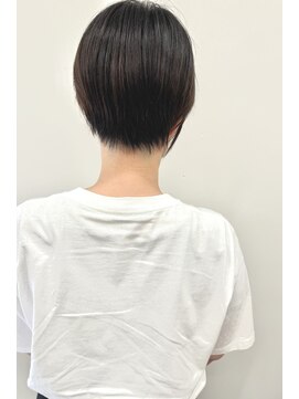 ラウンジ モリオ イケブクロ(Lounge MORIO Ikebukuro) 20代 30代 黒髪ショート 丸みショート マッシュショート 池袋