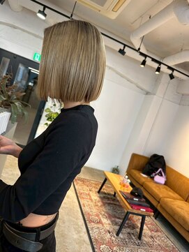 メリー オオサカ(Merly Osaka) high tone bob