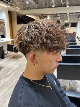 ルースト 渋谷店(ROOST) スペインカール