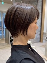 ソワネ 表参道(soigne) 青山白髪ぼかしハイライトアッシュグレー丸みショートボブ40代
