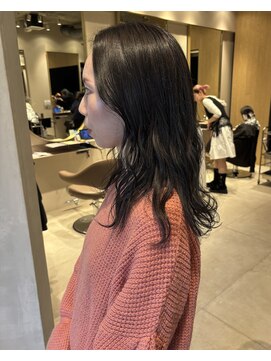 アッシュグレージュ