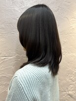 フッタ(Futta) ミディアムレイヤー×ブラウングレージュ【西武新宿駅】
