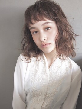 コス(kos) 『nanuk＊UEKI』外国人風クセ感＊透け感シナモングレージュ