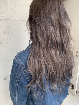 クロム(Chlom) Chlom☆美髪イルミナナチュラルグレージュスタイル　立川