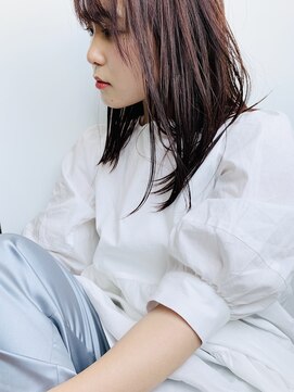 イズ(iss) #ナチュラルストレート #前髪あり