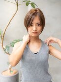 ヌーディカラー/前下がりボブ/小顔ヘア/大人ボブ