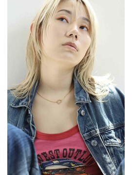 テラス 福島(Terrace) ハイトーンレイヤーボブ