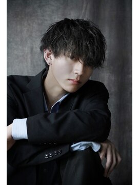 ラクーントウキョウ(RACCOON.TOKYO) ツイストスパイラル/波巻きパーマ/メンズパーマ