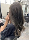 透明感 グレージュカラー レイヤーカット 艶感 ロングヘアー