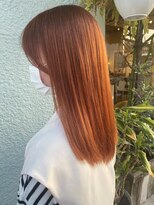 ヘアードレッシングショップ サロ(Hair Dressing Shop Salo) フェザーバング×オレンジカラー