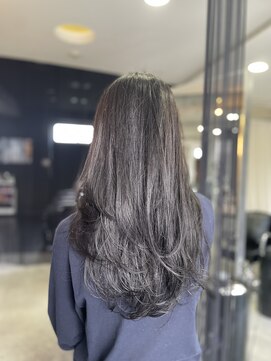 ニーゼロゼロナナ(2007) レイヤーカット