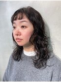 オン眉癖毛風パーマ