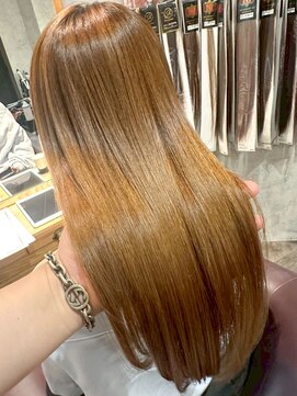 アフィナー(Afinar) 【横浜/横浜駅】艶髪/ハイトーン/ロング/HIRO