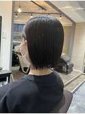 ダークアッシュ、切りっぱなしボブ