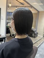 メゾンドブルー(Maison de blue)&nbsp;ダークアッシュ、切りっぱなしボブ