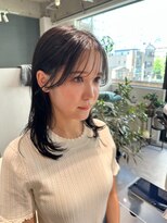 アム(amu)&nbsp;前髪パーマ/小顔カット/レイヤーカット/地毛風カラー/くびれヘア