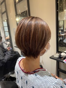 ニール(Neale.) ベージュ×ショート11.16デザインカラー