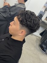 グルーマーズトウキョウ(GROOMER/S TOKYO)&nbsp;men's/メンズ/リバースセンターパート/ニュアンスパーマ