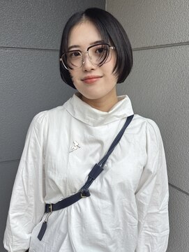 ヘアーアイストゥーレ(HAIR ICI TRE) ミニボブ丸みボブ顔まわりレイヤーセンターパート